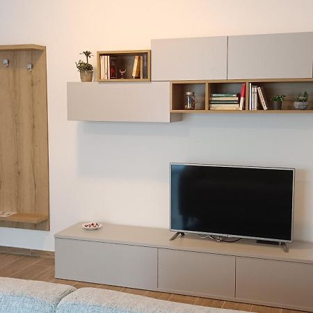 Bilocale A Rho In Classe A Con Garage 外观 照片