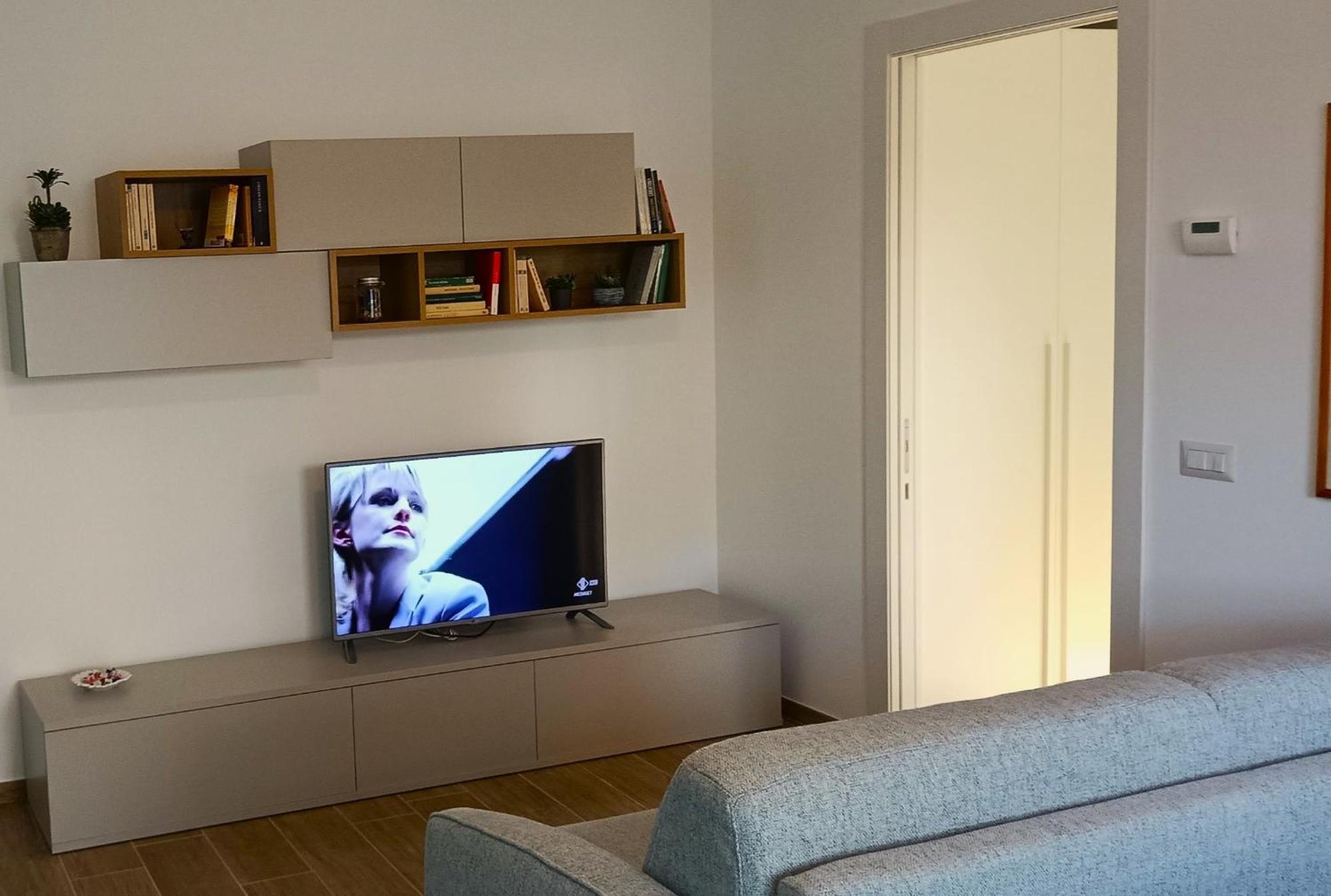 Bilocale A Rho In Classe A Con Garage 外观 照片